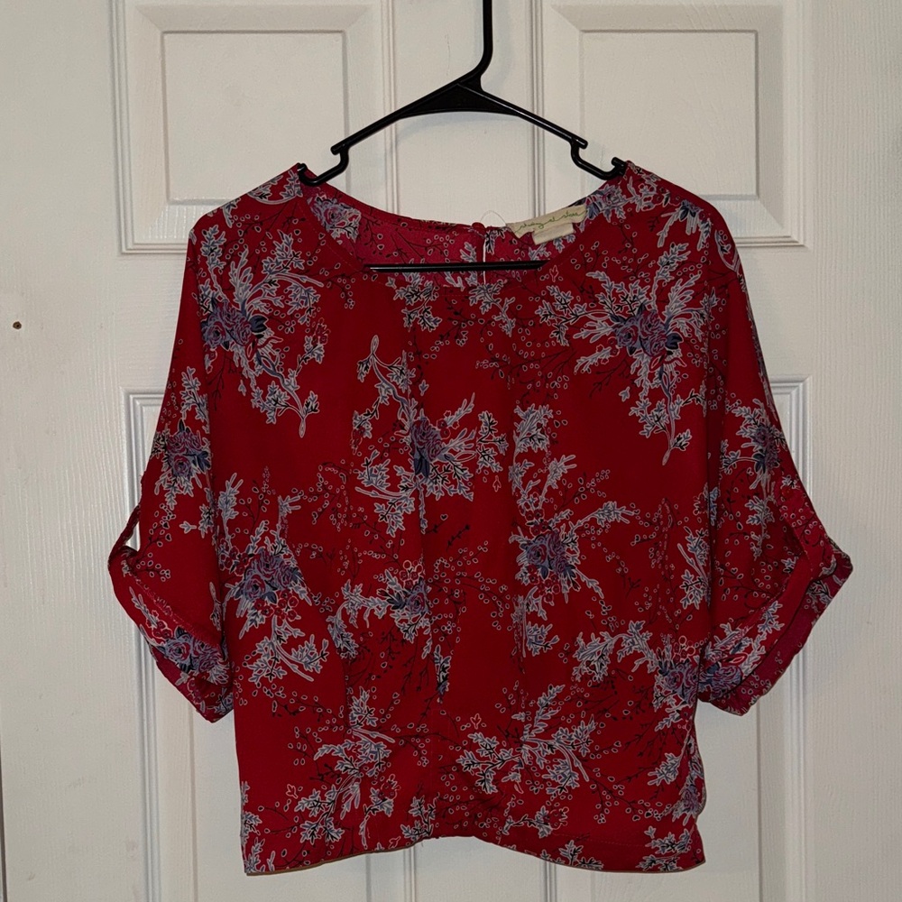 "Staring at Stars" brand Anthropologie Floral Red Women's Top size S